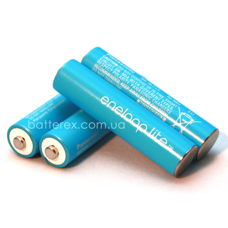 AAA Panasonic Eneloop Lite 600 mah BK-4LCCE - 4 шт. в пластиковом кейсе