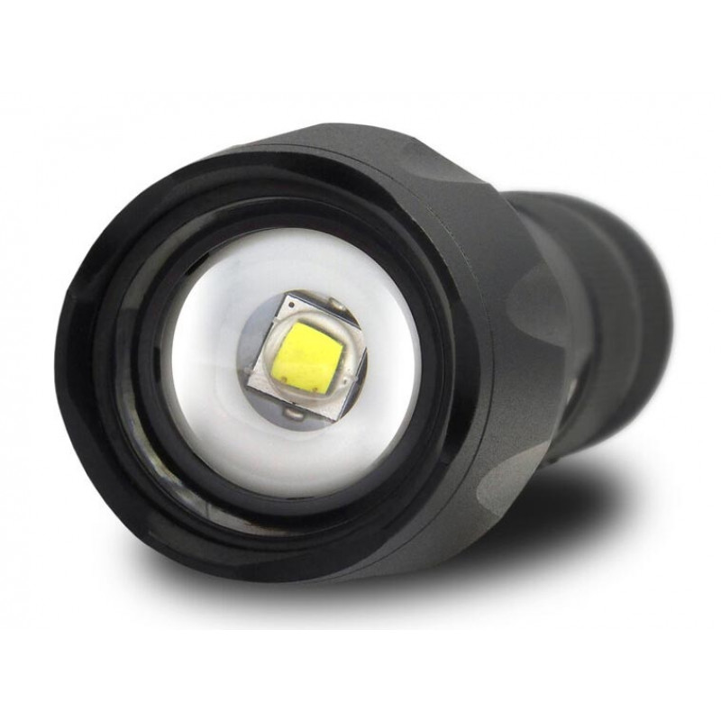 Ручной фонарь Everactive FL-600 600Lm с регулировкой фокуса и питанием от разных элементов