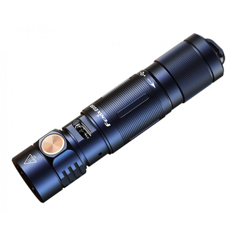 Фонарь-брелок Fenix E05R Black - цвет чёрный Фонарь-брелок Fenix E05R Black - цвет чёрный