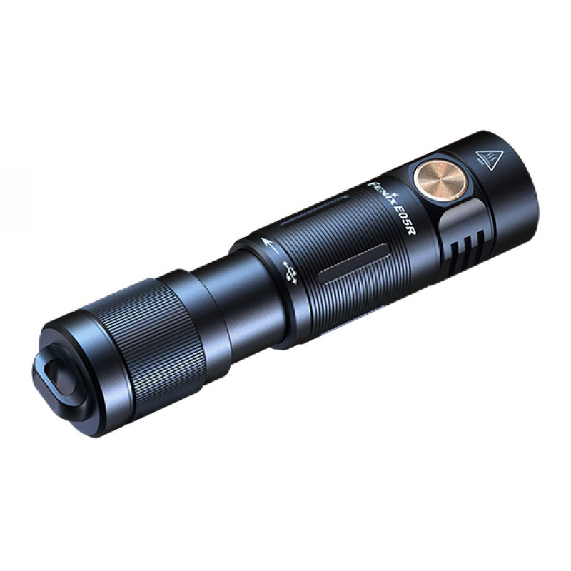 Фонарь-брелок Fenix E05R Black - цвет чёрный Фонарь-брелок Fenix E05R Black - цвет чёрный