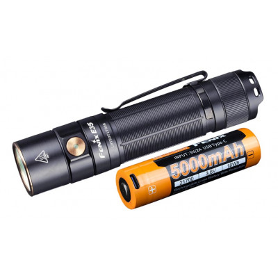 Fenix E35 V3.0 3000 люмен - ультра-яркий ручной фонарь + аккумулятор 21700 Fenix 5000mah с зарядкой от USB Type-C - оригинал
