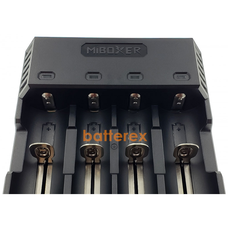 MIBOXER C4S - зарядка на 4 аккумулятора Li-ion/NiMH с током заряда до 1,5А с гарантией 12 месяцев