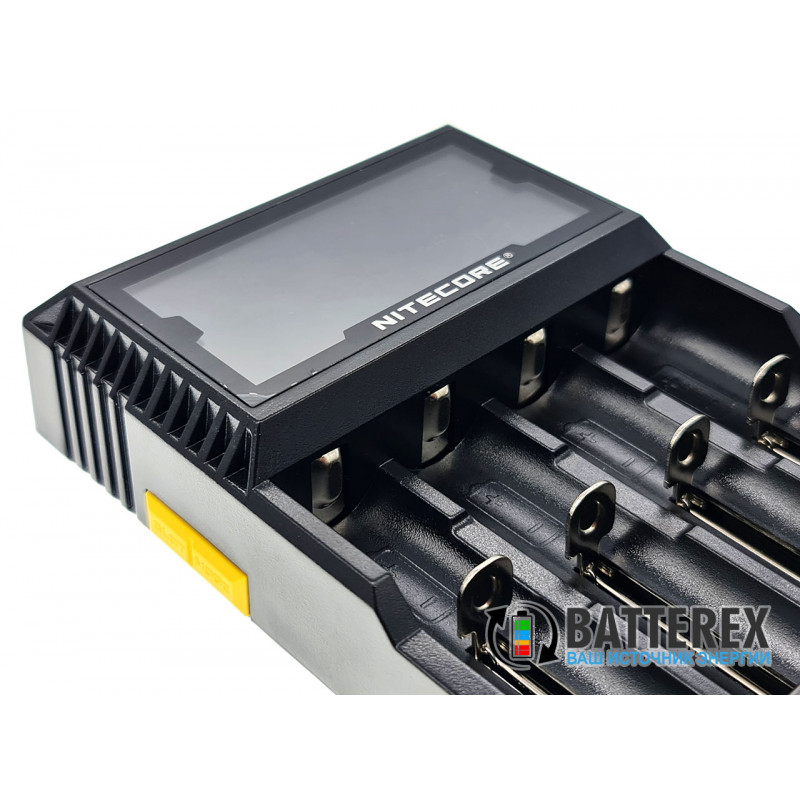 Nitecore Digicharger D4 - универсальное зарядное устройство + автоадаптер Nitecore Digicharger D4 - универсальное зарядное устройство + автоадаптер