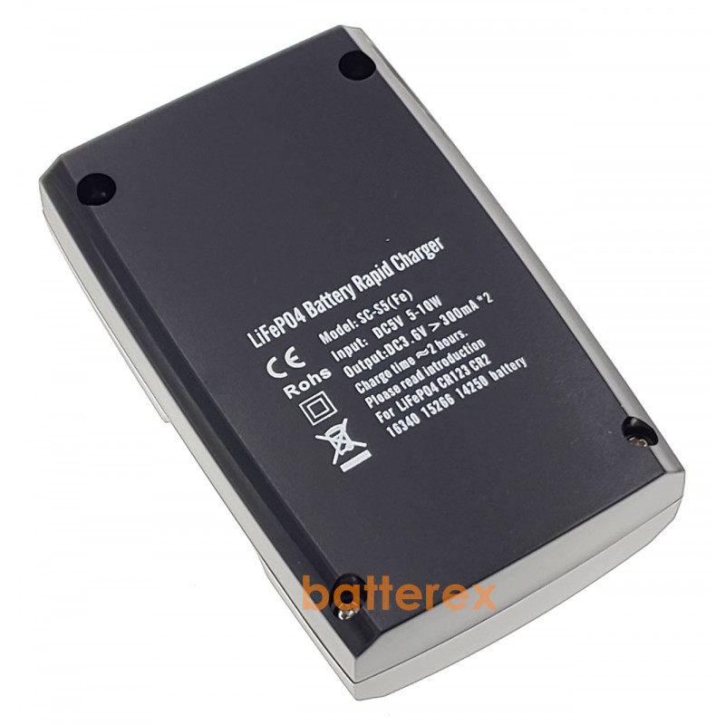 Soshine S5 (Fe) - USB зарядное устройство для LiFePO4 аккумуляторов CR123/CR2 Soshine S5 (Fe) - USB зарядное устройство для LiFePO4 аккумуляторов CR123/CR2